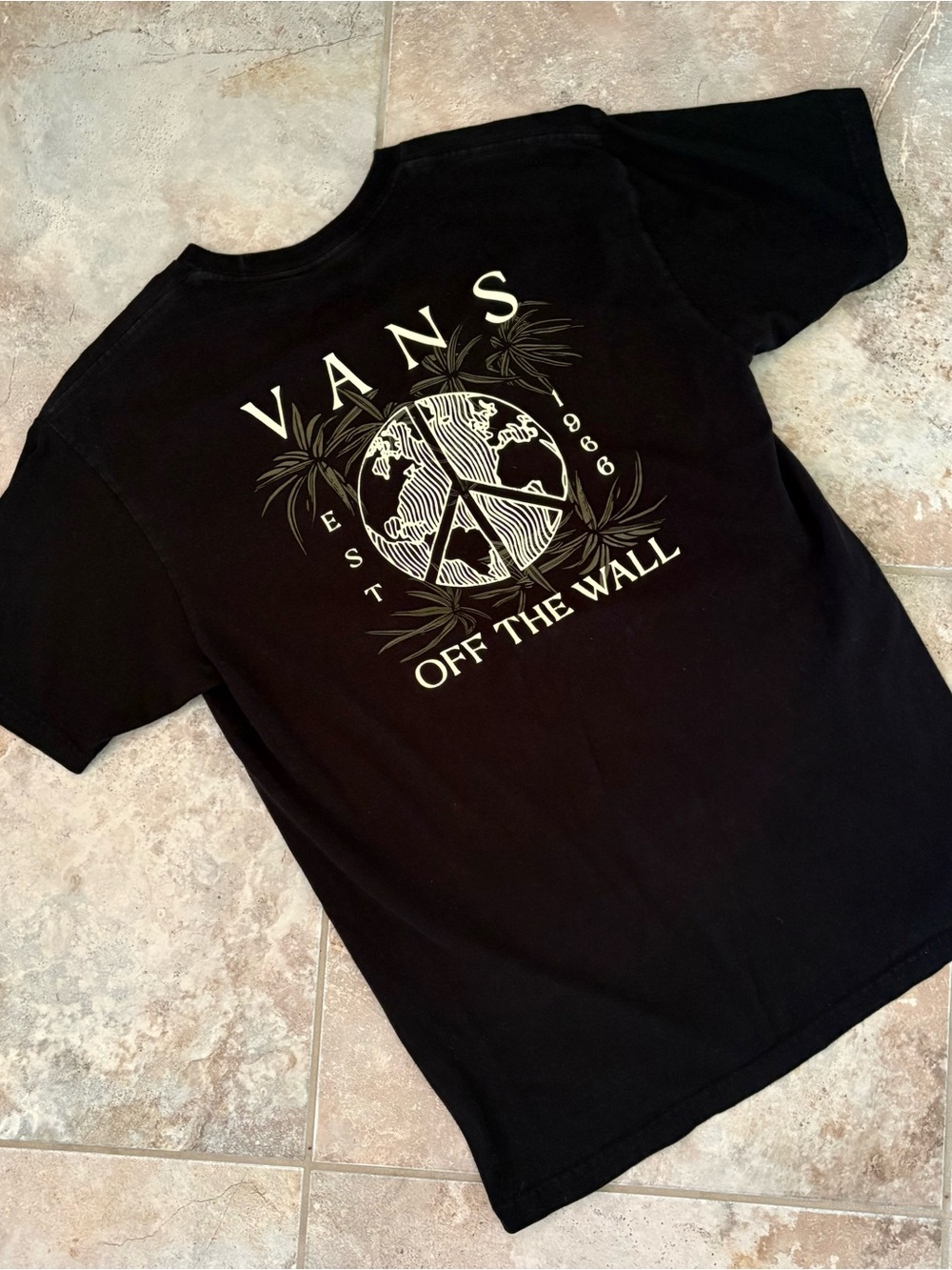 Vans Medium Black Short Sleeve Peace Earth Beach Graphic Classic Retro Minimal